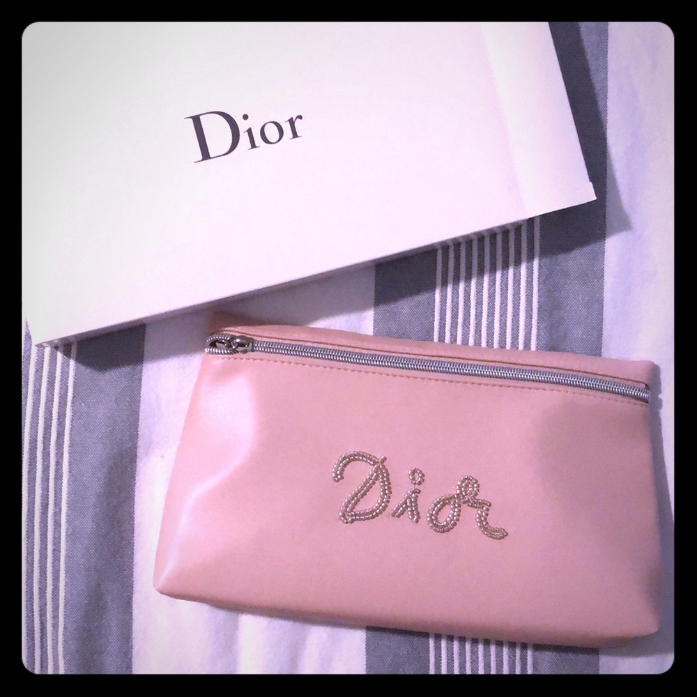 NEW Dior pouch *price firm*